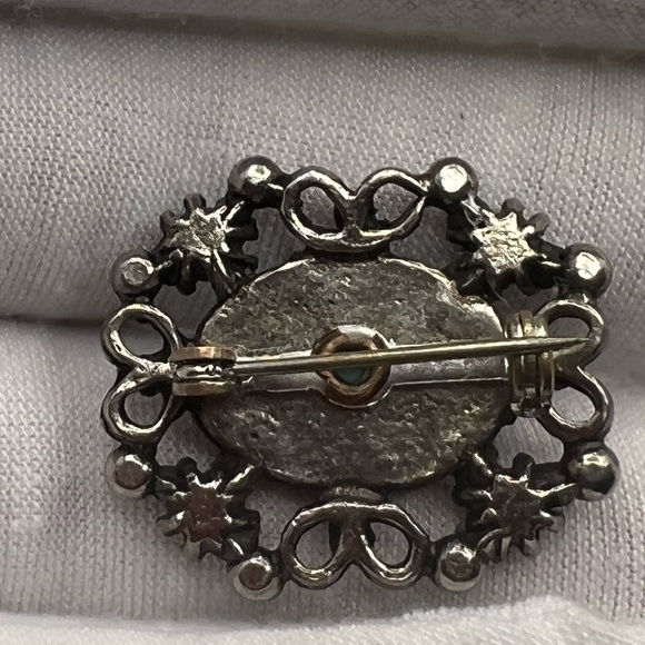 Vintage Faux Turquoise Filigree Silvertone Brooch Pin - Picture 13 of 15